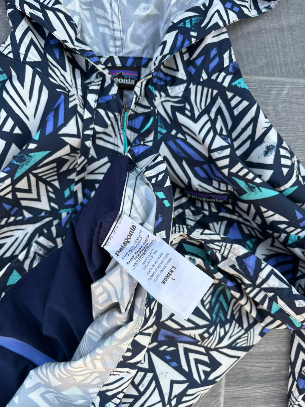 Patagonia Women's Light Variable Hoody jacket