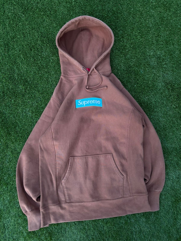 Supreme Box Logo Hooded Sweatshirt
Size:medium fits small baggy