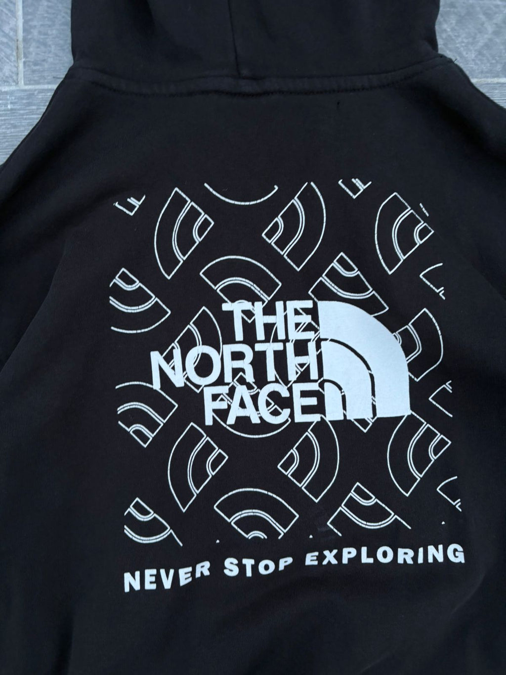 The northface black hoodie