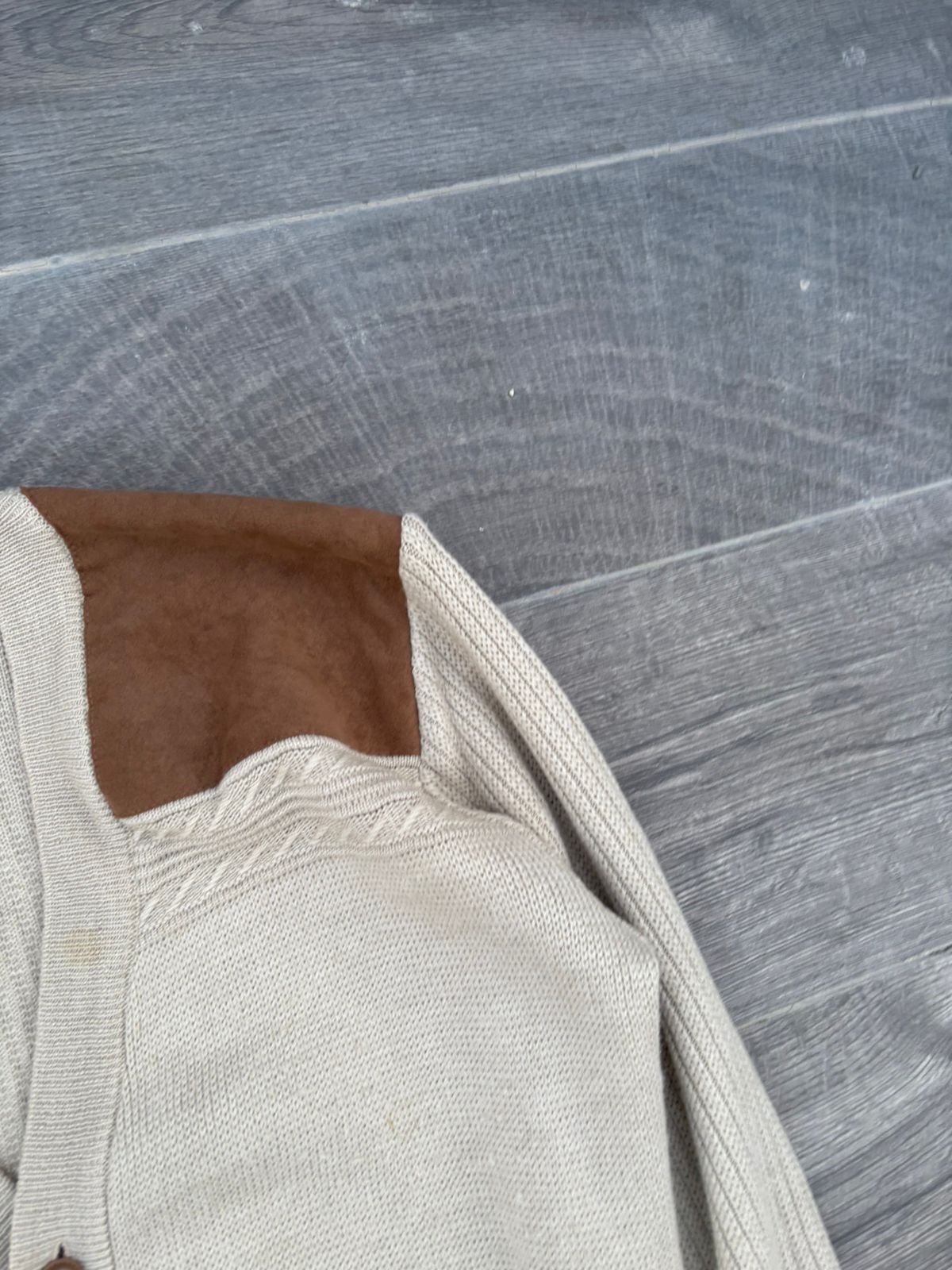 GUY de BERAC beige cardigan