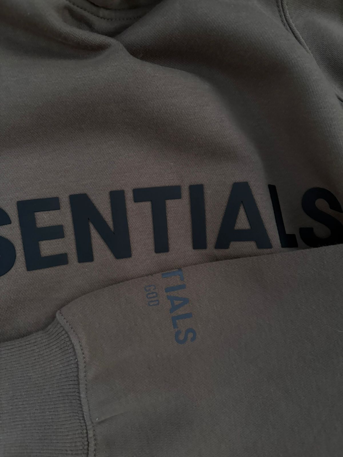 Biege essentials hoodie