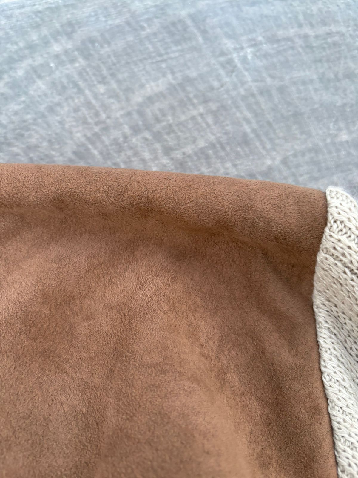 GUY de BERAC beige cardigan