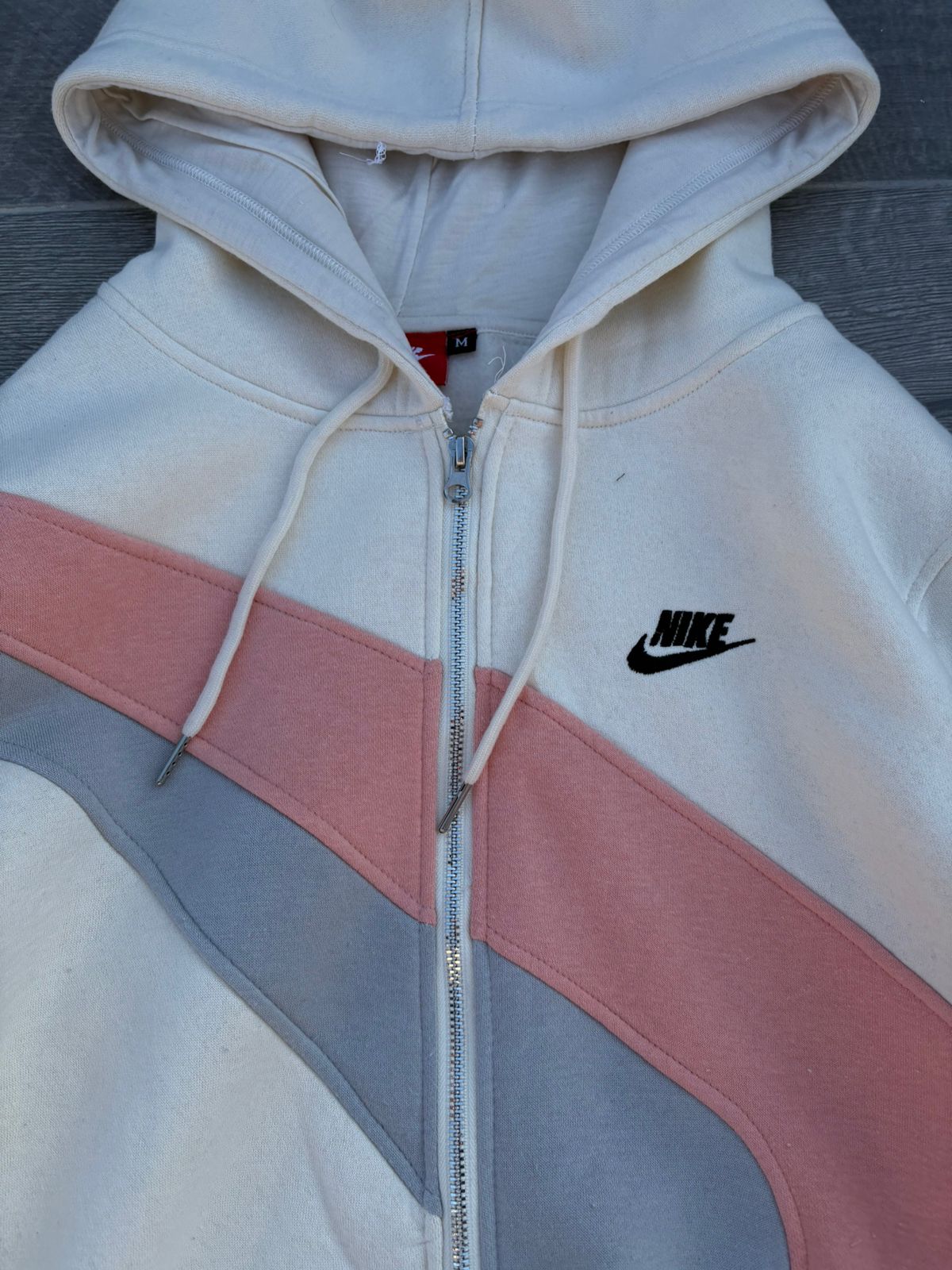 Nike Women’s Windrunner Full Zip Hoodie