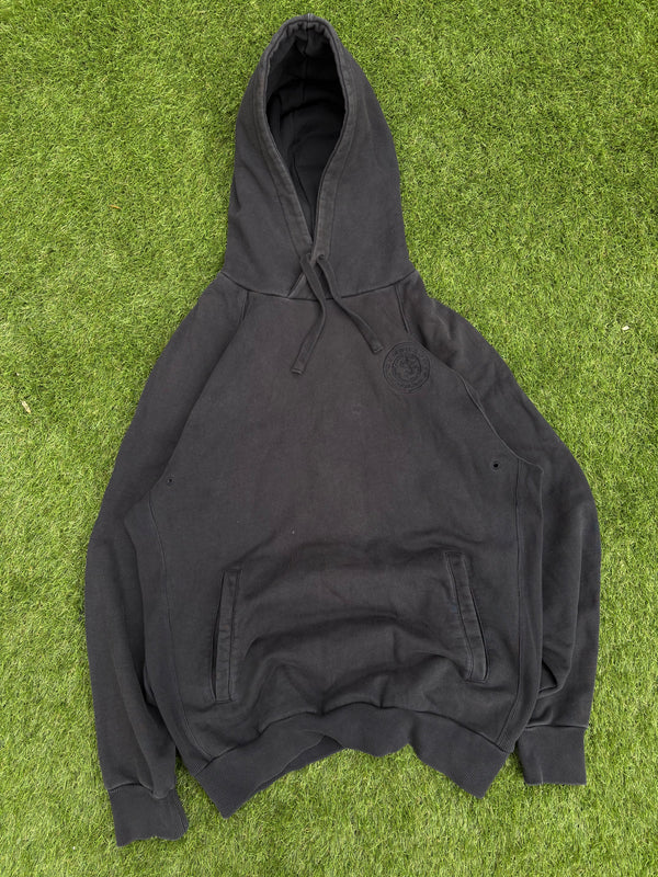 Black heavy Gymshark hoodie
Size:large
Condition:9/10 faded color