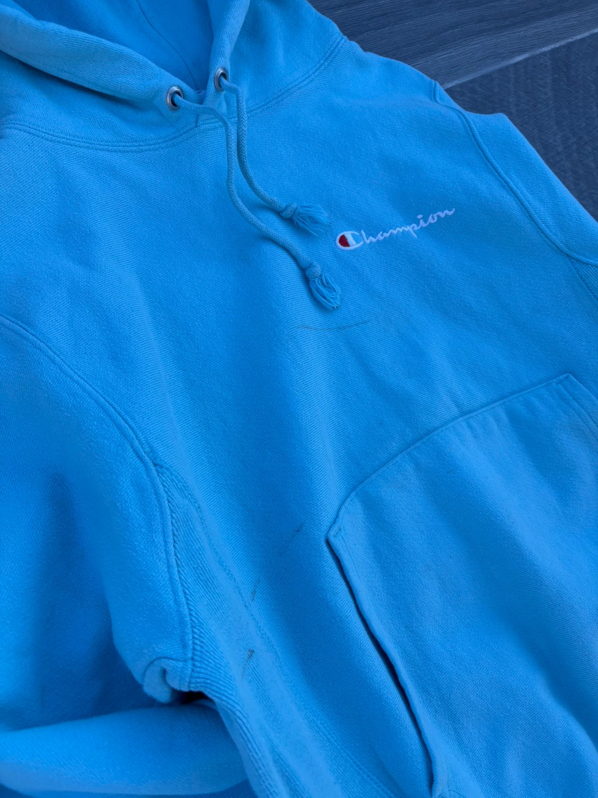 Heavy Champion baby blue hoodie