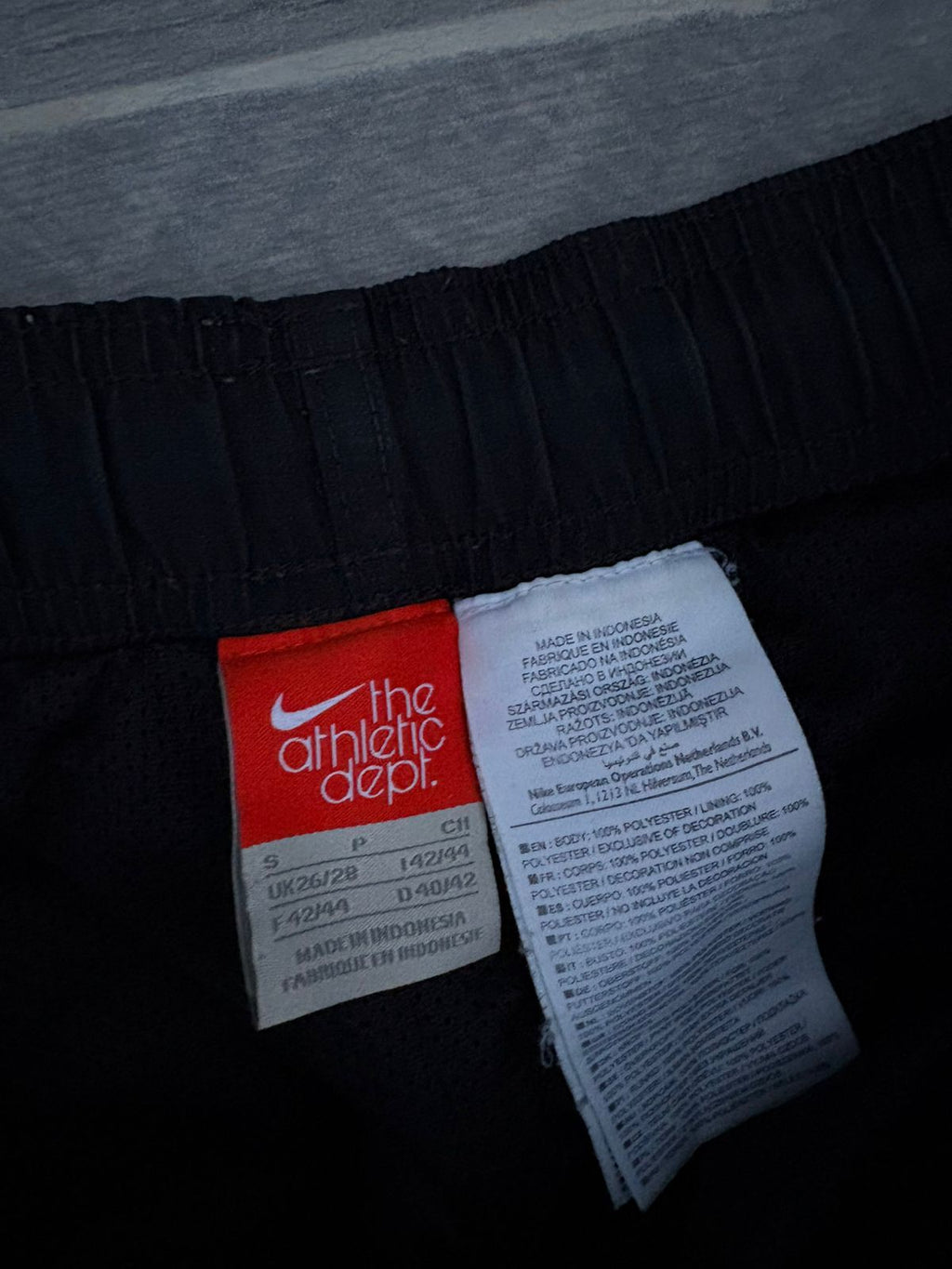 Black Nike trackpants