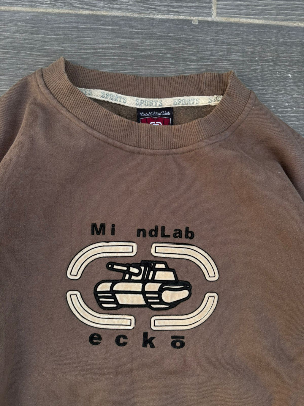 brown Ecko Unltd crewneck