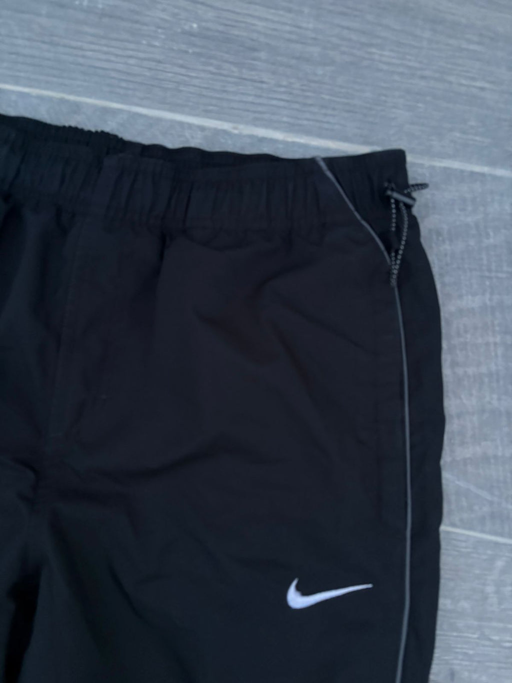 Black Nike trackpants