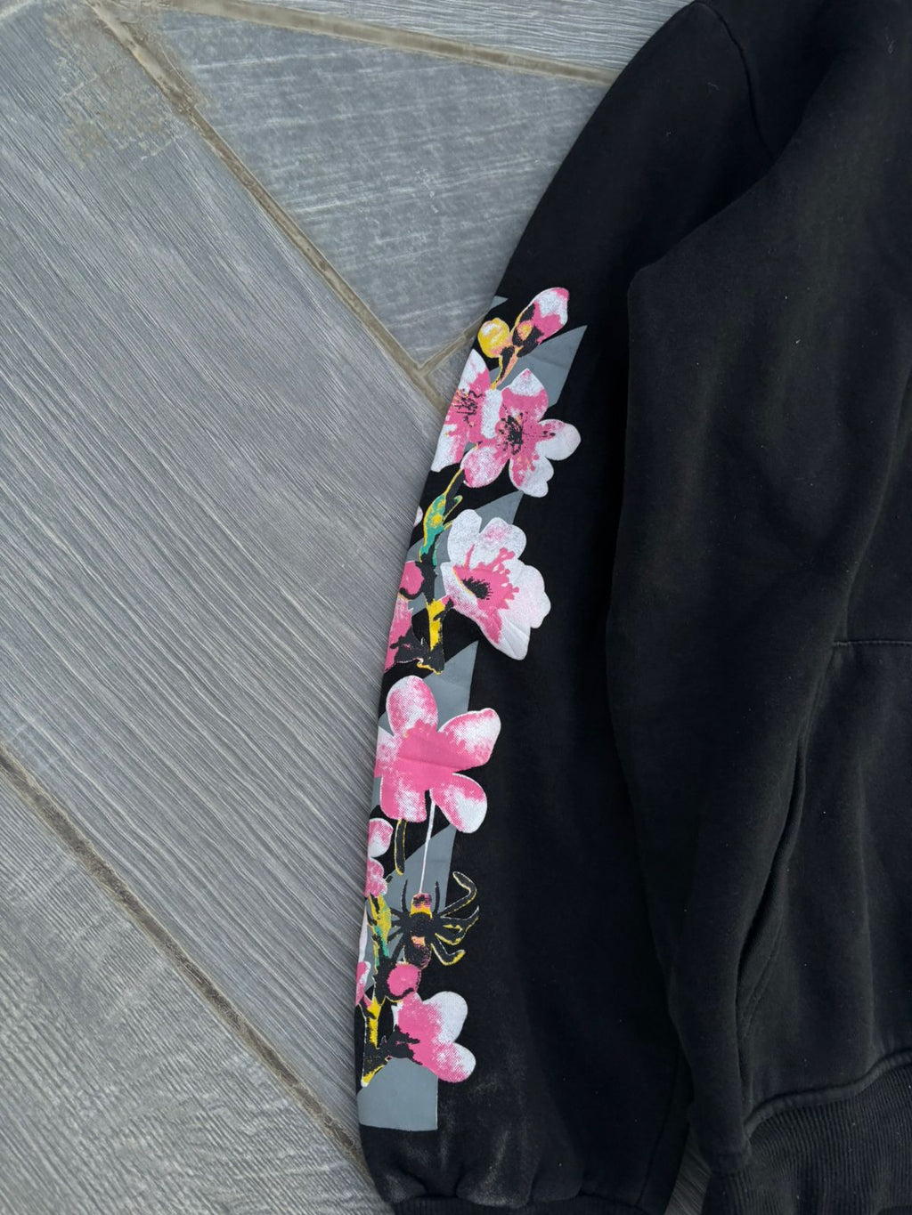 Black off-white flower hoodie