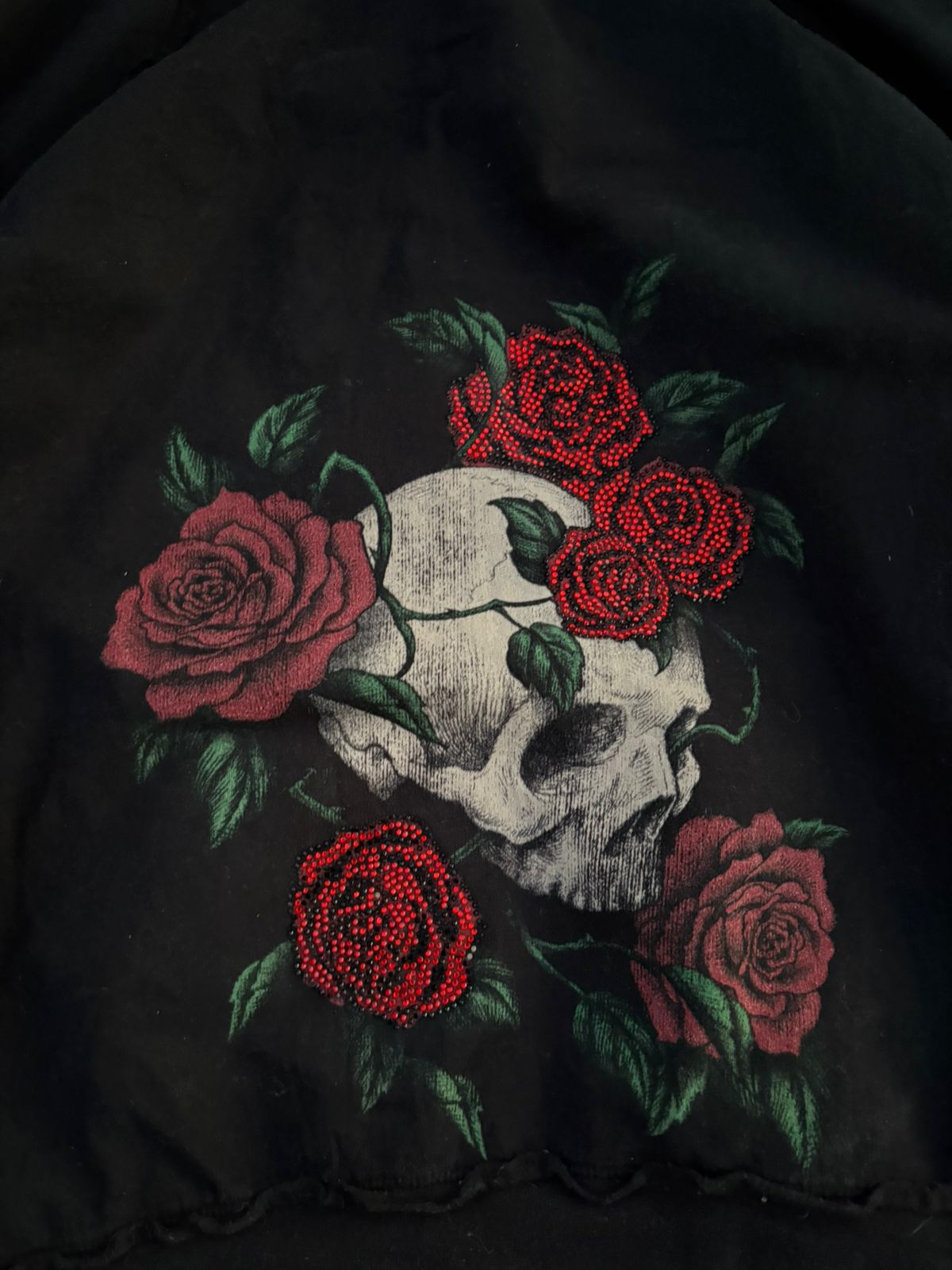 Black skull and roses zip up